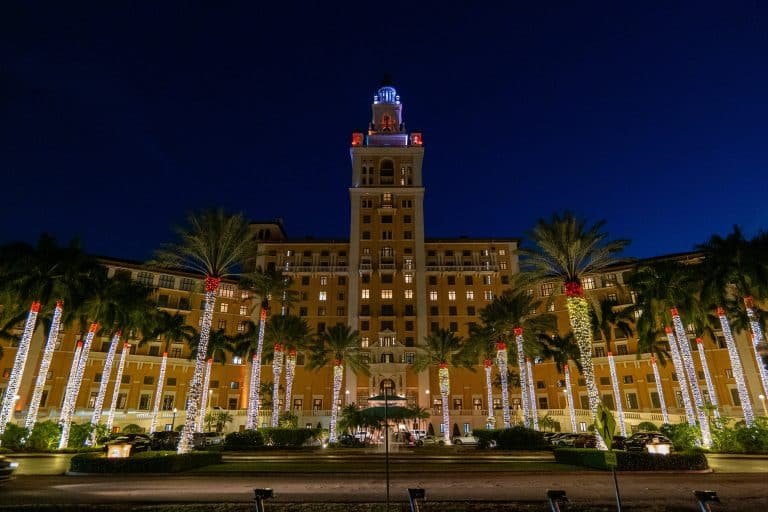 How Seasonal Humidity in Fort Myers Affects Pest Control
